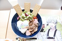 「フォーリンラブ▽ジンギスカンプレート」。ジンギスカンは4月から5月にかけて開催された「レインボー▽イースターカフェ」で提供したものと同じ味だという。