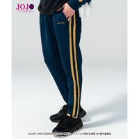 「コラボレーションパンツ」着用イメージ。