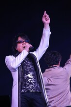 神宮寺寂雷役の速水奨。