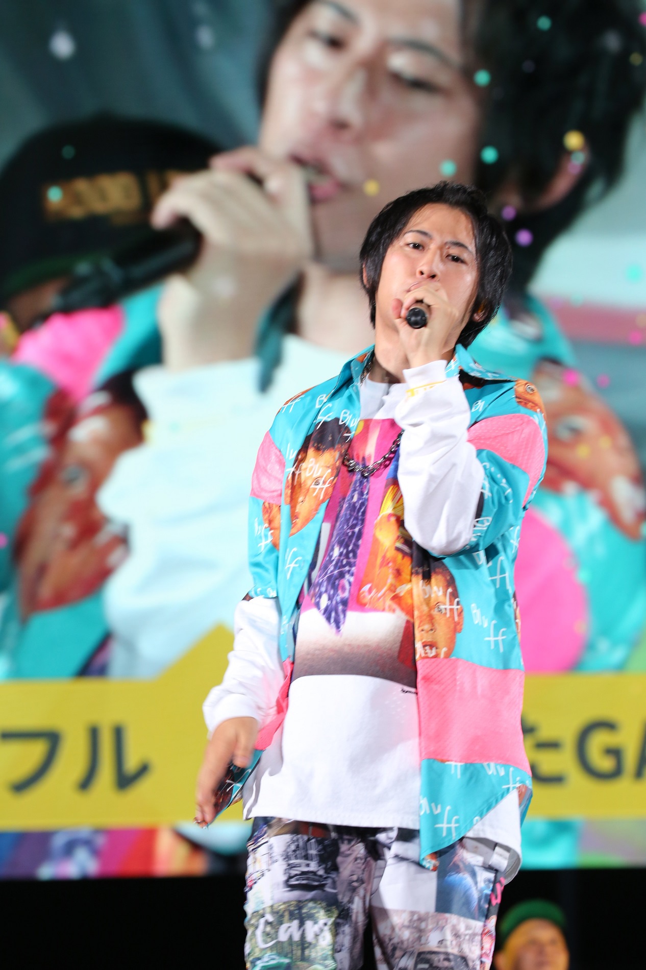 飴村乱数役の白井悠介。