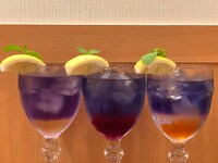 MGカフェで提供される「空の色のフルーツネード」。