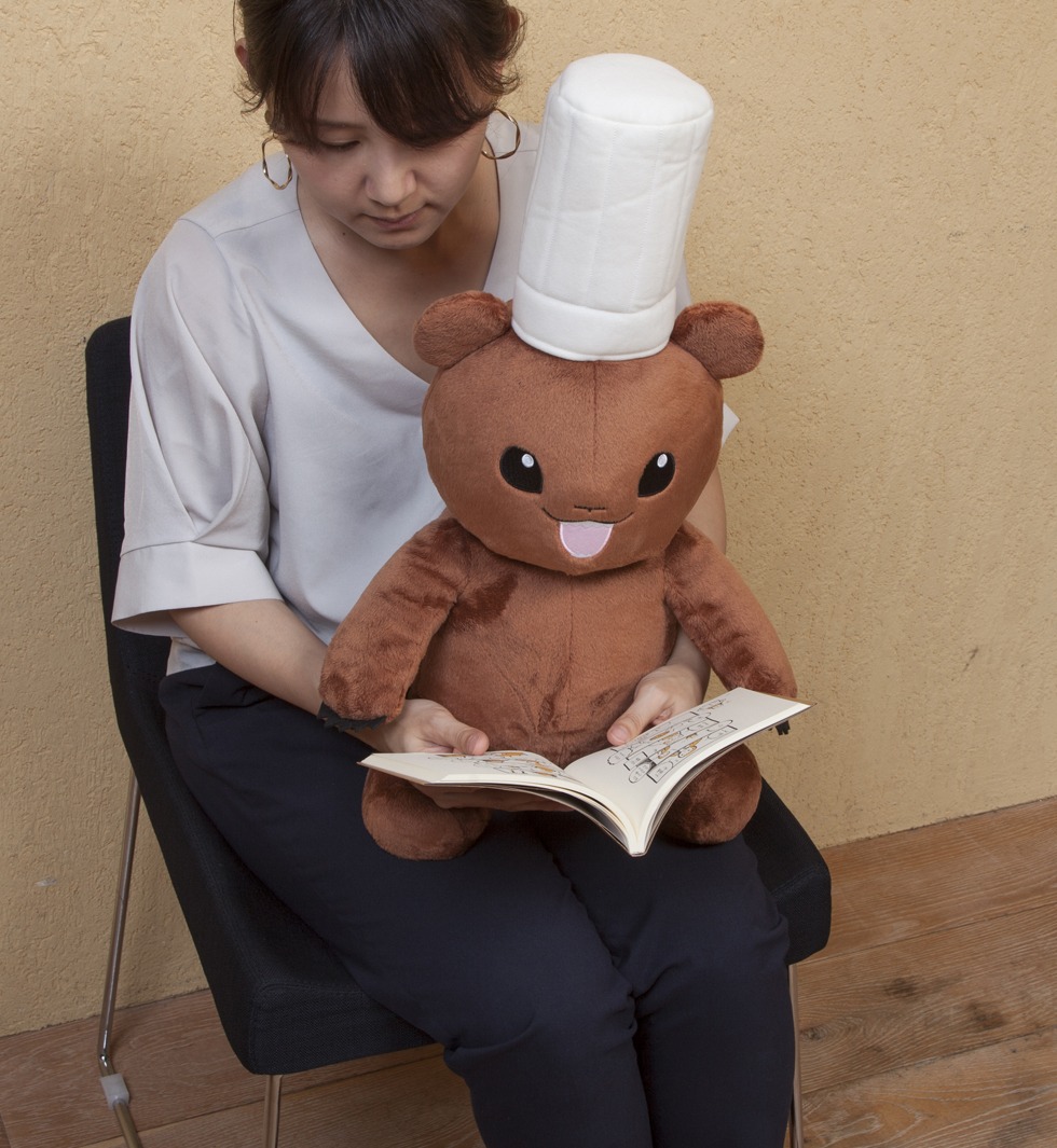 「PCクッション こぐまのケーキ屋さん」の使用イメージ。