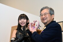 「永井GO展」の内覧会より。左から高崎かなみ、永井豪。