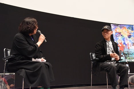 左から荒木啓子、富野由悠季。