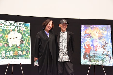 左から荒木啓子、富野由悠季。