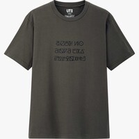 メンズ向けのTシャツ。
