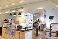 「きのう何食べた？のごはん処」の様子。