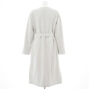 日本モデルのアウター。