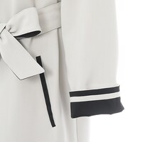 日本モデルのアウター。