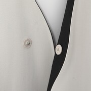 日本モデルのアウター。