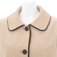 ロシアモデルのアウター。