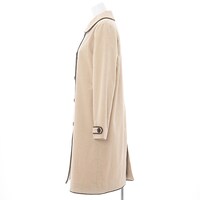 ロシアモデルのアウター。