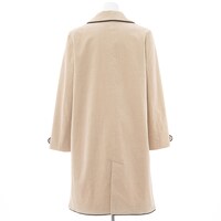 ロシアモデルのアウター。