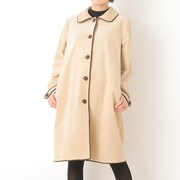 ロシアモデルのアウター着用イメージ。