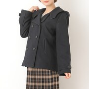 ドイツモデルのアウター着用イメージ。