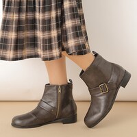 ドイツモデルのシューズ着用イメージ。