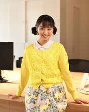 今泉佑唯扮する三橋由利奈。