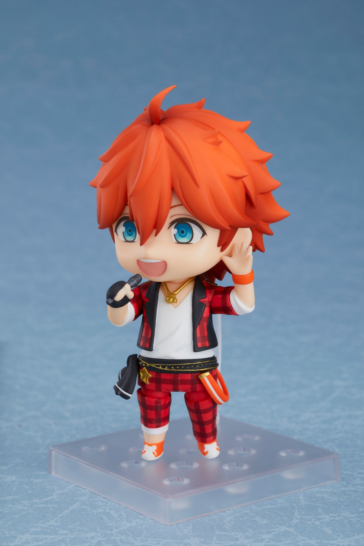 キラキラ笑顔の一等星 あんスタ 明星スバルのねんどろいど 愛犬の大吉も コミックナタリー