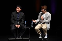 左からP.A.WORKSの堀川憲司プロデューサー、インフィニットの永谷敬之プロデューサー。