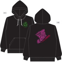 会場で販売される「ジップパーカー」。