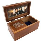 会場で販売される「メモリアルオルゴール （収録曲：moonlight melody）」。