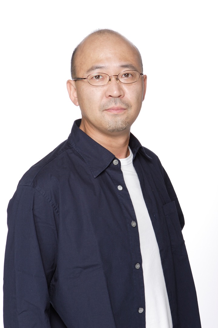 小形満