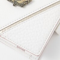 「アルティメットまどか モデル 二つ折り財布」