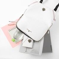 「アルティメットまどか モデル リュック」