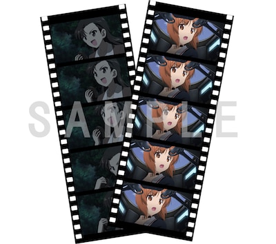 来場者特典の「ダブル生コマフィルム」。