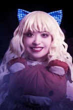 ディアマンティーナ役の鈴木桃子。