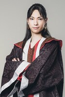 釣本南扮するテジュン。