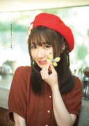 日高里菜のグラビアより。