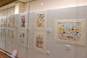 「なかよし創刊65周年記念原画展」の様子。