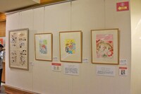 「なかよし創刊65周年記念原画展」の様子。