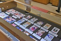 「なかよし創刊65周年記念原画展」の様子。