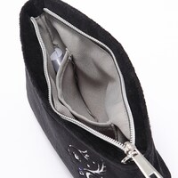 八乙女楽モデルのポーチ。