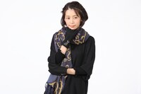 和泉一織をモチーフにしたアイテムの使用イメージ。