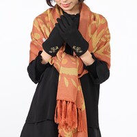 和泉三月モデルのストール。