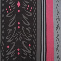 百モデルのストール。