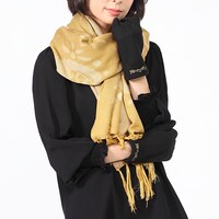 六弥ナギをモチーフにしたアイテムの使用イメージ。