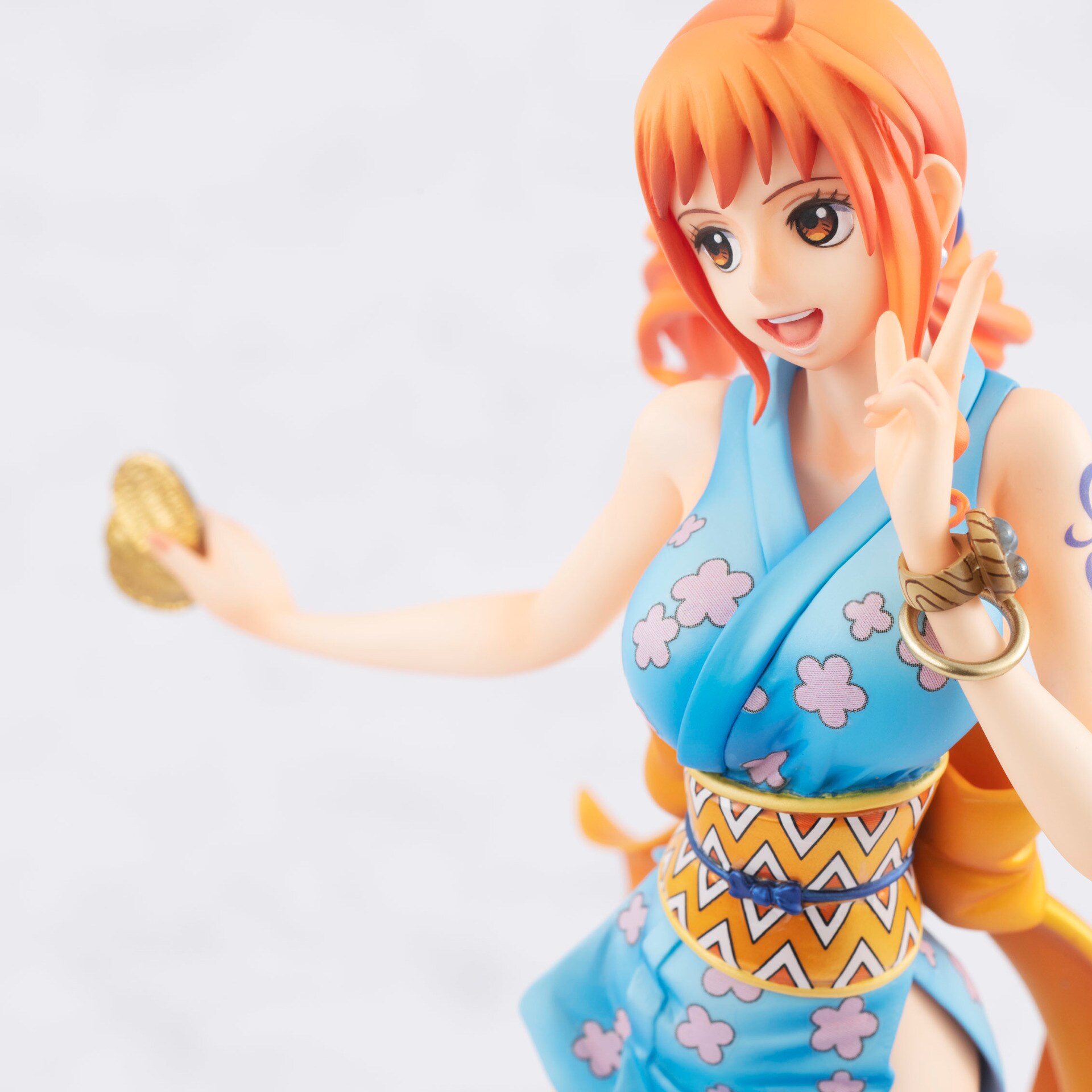 忍装束は桜の模様「ONE PIECE」新米くノ一・おナミのフィギュア、颯爽