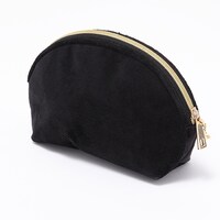 七瀬陸モデルのポーチ。