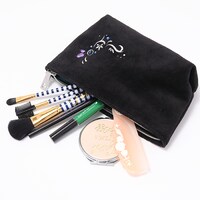 十龍之介モデルのポーチ。