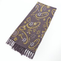 逢坂壮五モデルのストール。