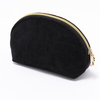 四葉環モデルのポーチ。