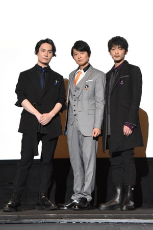 TVアニメ「警視庁 特務部 特殊凶悪犯対策室 第七課 -トクナナ-」先行上映会にて。左から鈴木達央、下野紘、津田健次郎。