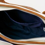 青葉城西高校モデルのバッグ。