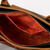 烏野高校モデルのバッグ。