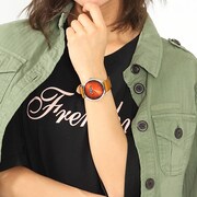 烏野高校モデルの腕時計使用イメージ。