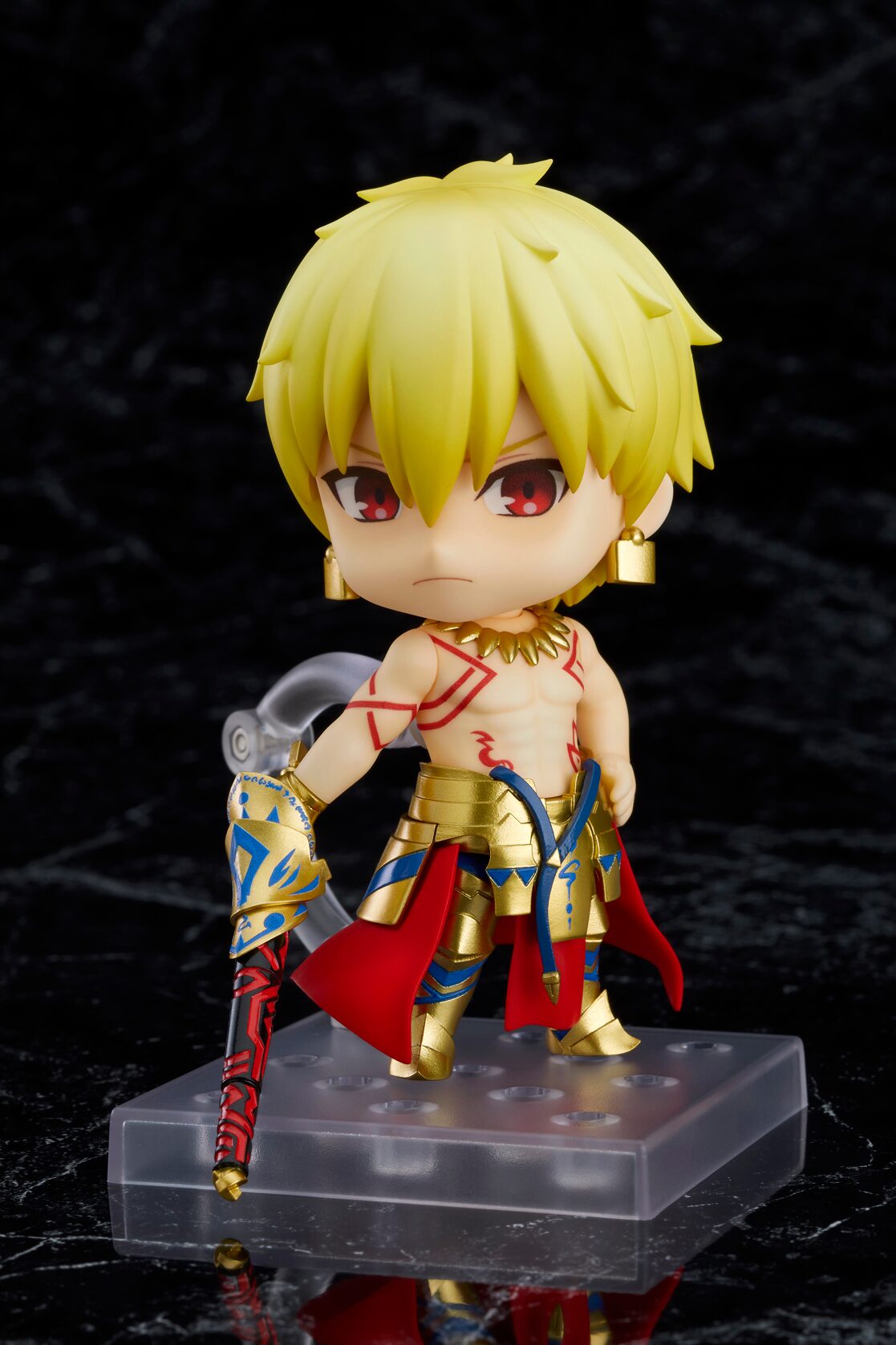 Fgo 第三再臨のギルガメッシュがねんどろいどに 慢心顔 や天の鎖が付属 コミックナタリー